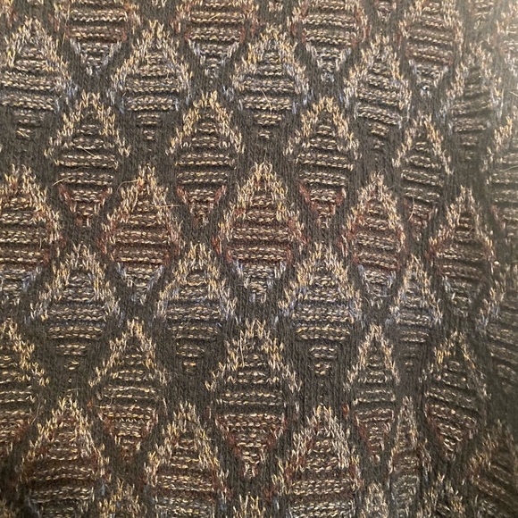 Knit Patterned Sweater - Picture 6 of 6